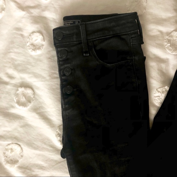 SOLD!!! Abercrombie and Fitch skinny jeans - Picture 3 of 8